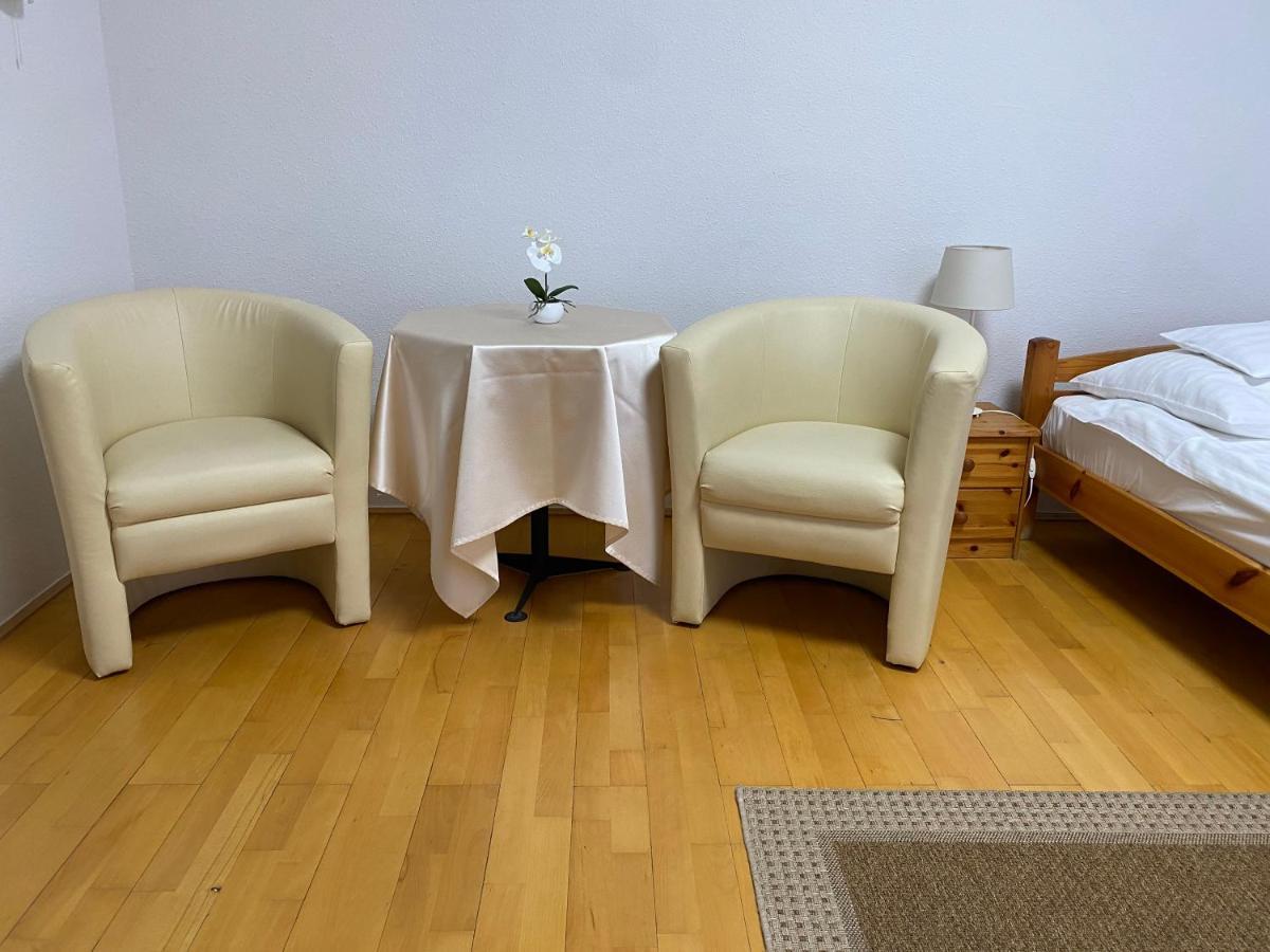 Part Cafe Residence ドゥナケシ エクステリア 写真