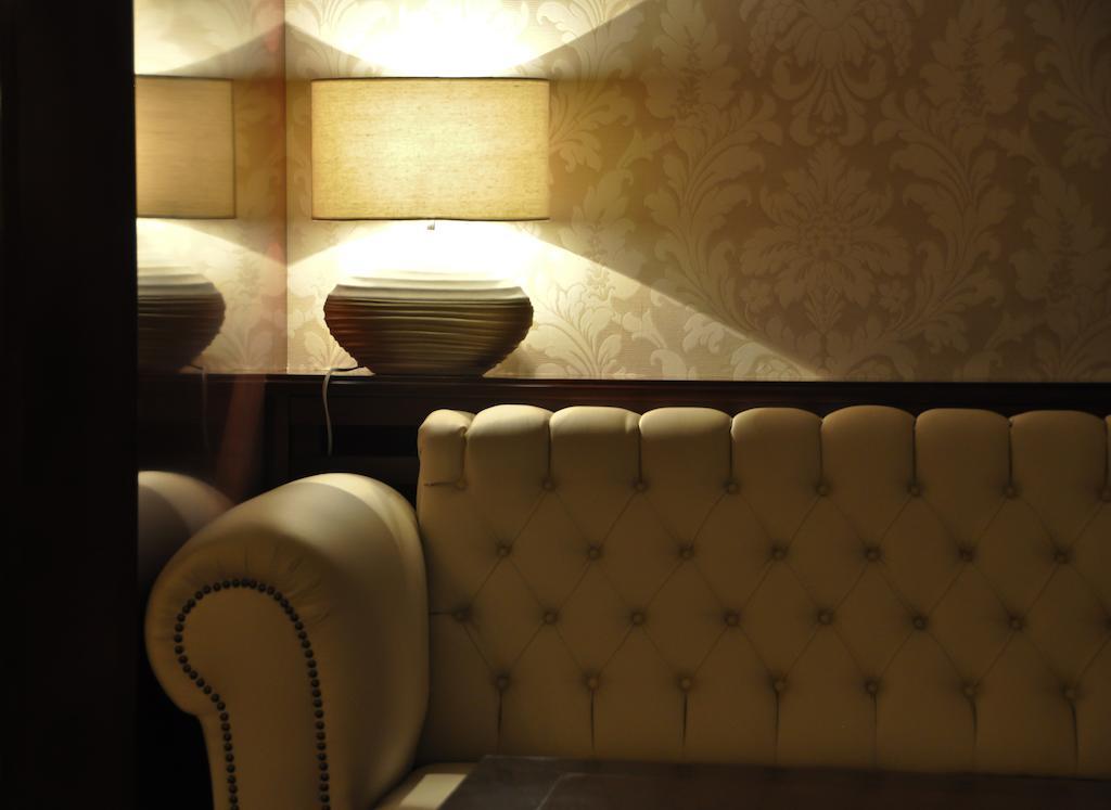 Part Cafe Residence ドゥナケシ エクステリア 写真